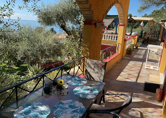 아파트 Rolling Stone 펠레카스